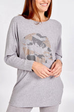 Load image into Gallery viewer, DIAMANTÉ CAMOUFLAGE LIPS LOUNGE SET