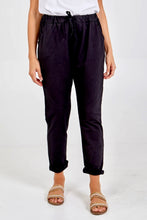 Load image into Gallery viewer, PREMIUM SWEATPANTS