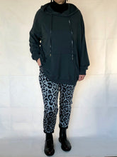 Load image into Gallery viewer, LEOPARD JOGGERS