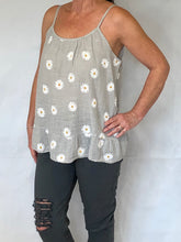 Load image into Gallery viewer, DAISY RUFFLE HEM VEST TOP
