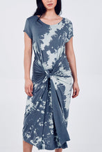 Load image into Gallery viewer, SPLASH PARACHUTE MIDI T-SHIRT DRESS
