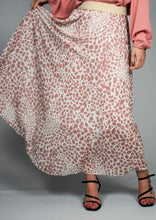 Load image into Gallery viewer, Chiffon Pleat Maxi Skirt
