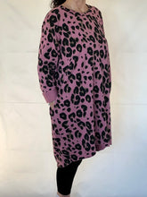 Load image into Gallery viewer, LEOPARD SWEAT-DRESS
